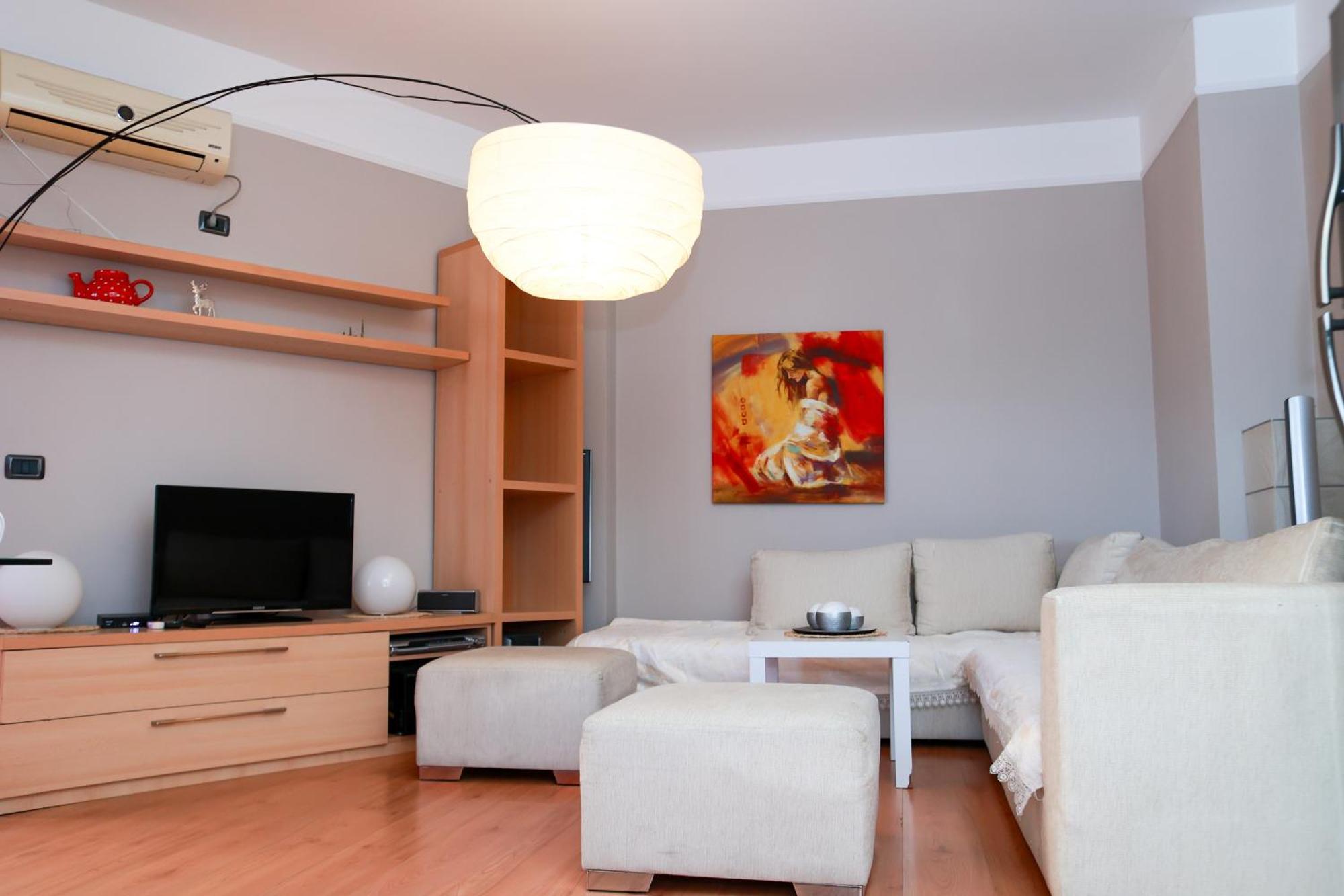 Cherry Apartment Tirana Extérieur photo